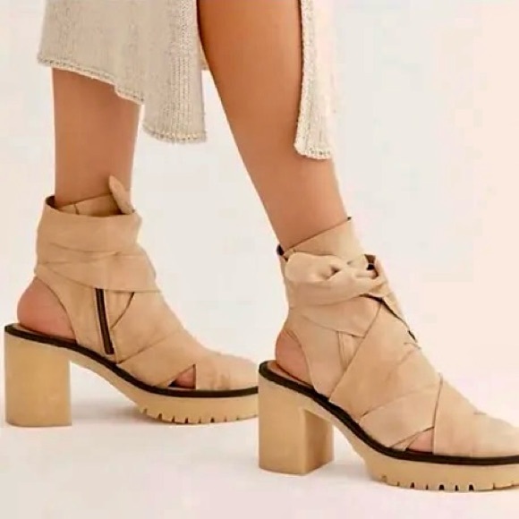 Free People Women’s Blake Platform Booties Beige Size 38 (7.5) - Picture 1 of 11
